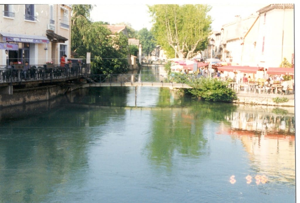 Isle sur la Sorgue starting one thing leads to another on casartblog