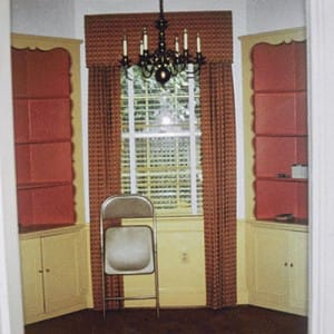 breakfast-nook-before-l breakfast-nook-before_casartblog