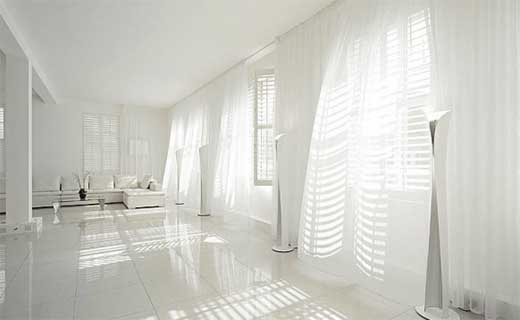 modern-white-living-room-design via inhometrend.com Not following Labor Day Rules with this modern white living room design via inhometrend.com on casartblog
