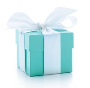 Tiffany Box via We Love Domino Power of color Tiffany blue Box we love via Domino on casartblog
