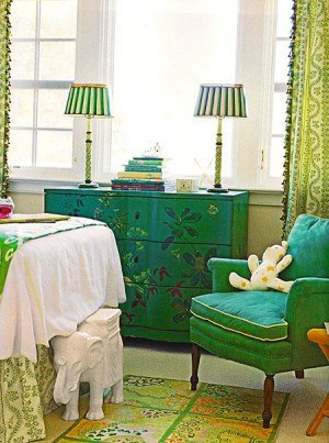 Green is certainly sprouting in Meg Braff room via HB on casartblog