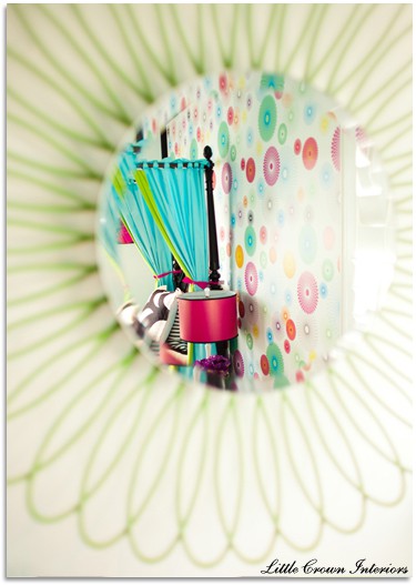 Little Crown Interiors on Slipcovers for your walls, casartblog