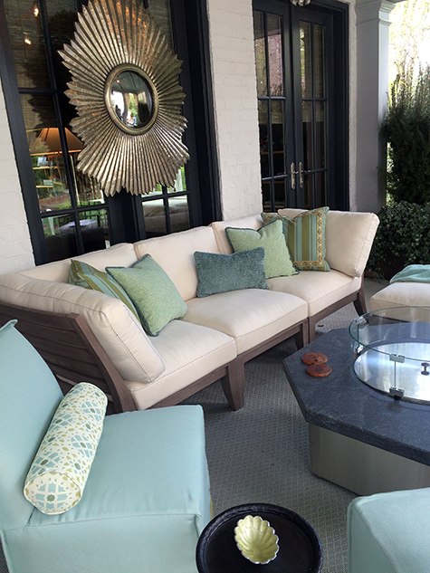 Loggia designed by Nancy Colbert on casartblog