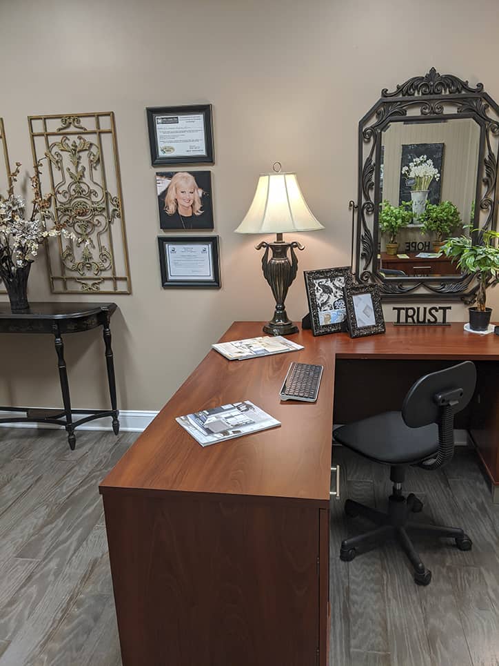 Lauren Brown A Designers Touch office 3 on casartblog