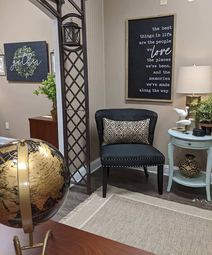 Lauren Brown A Designers Touch office 1 on casartblog