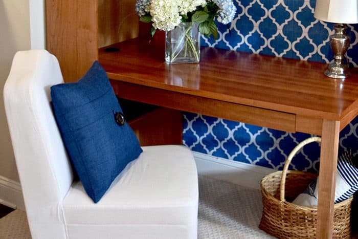 Casart Coverings MoRockAn Arch blue removable wallcovering in room