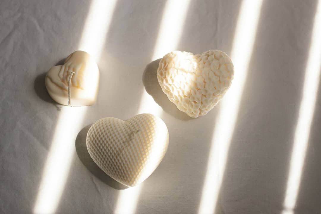 Heart Candles photo by onela Mat via unsplash_casartblog