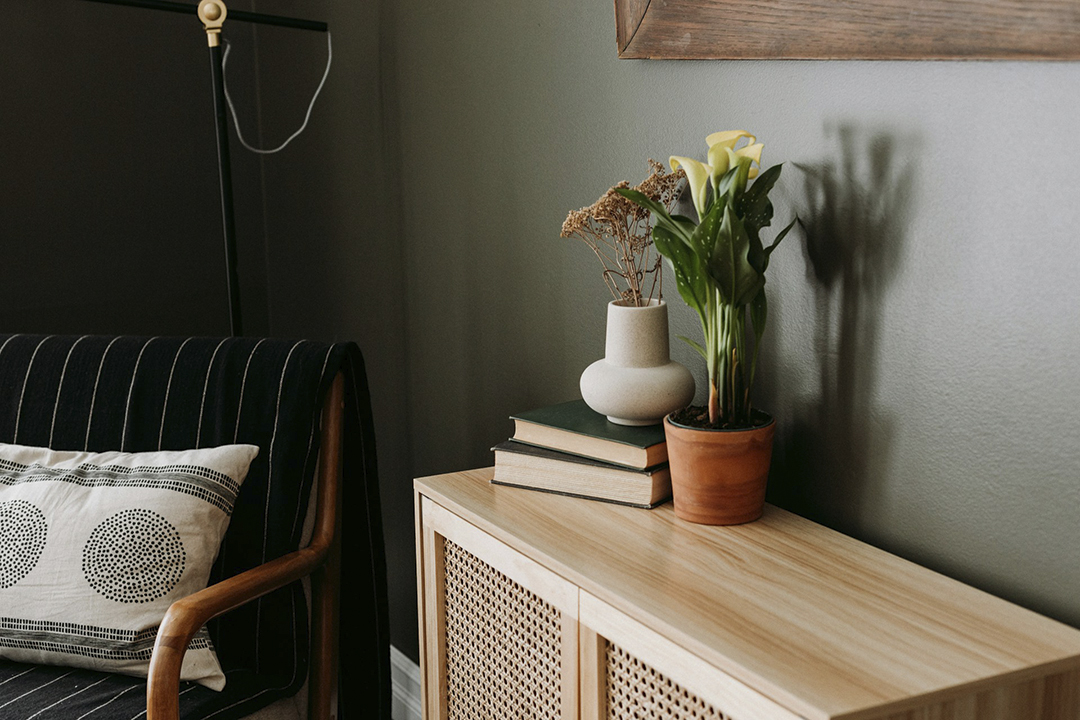 Romantacize Your Home photo by Priscilla Du Preez via unsplash on casartblog