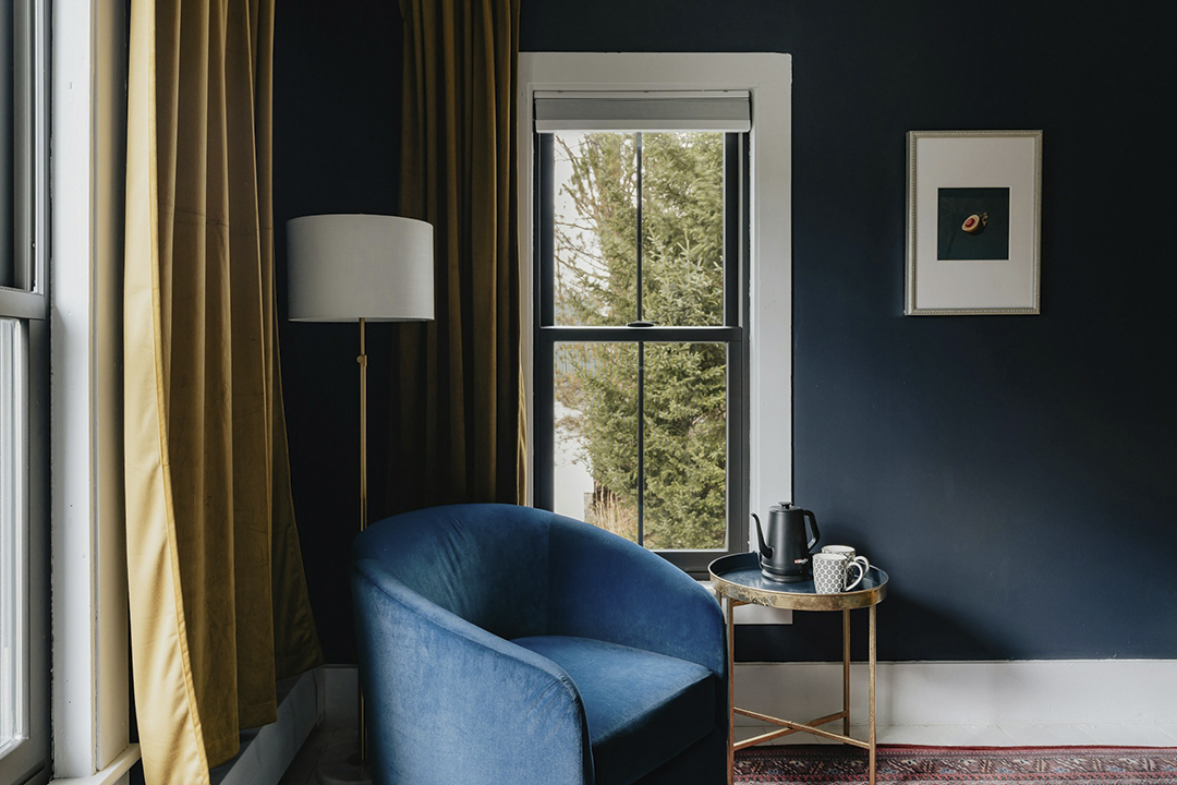Blue Room Photo by Clay Banks via unsplash_casartblog