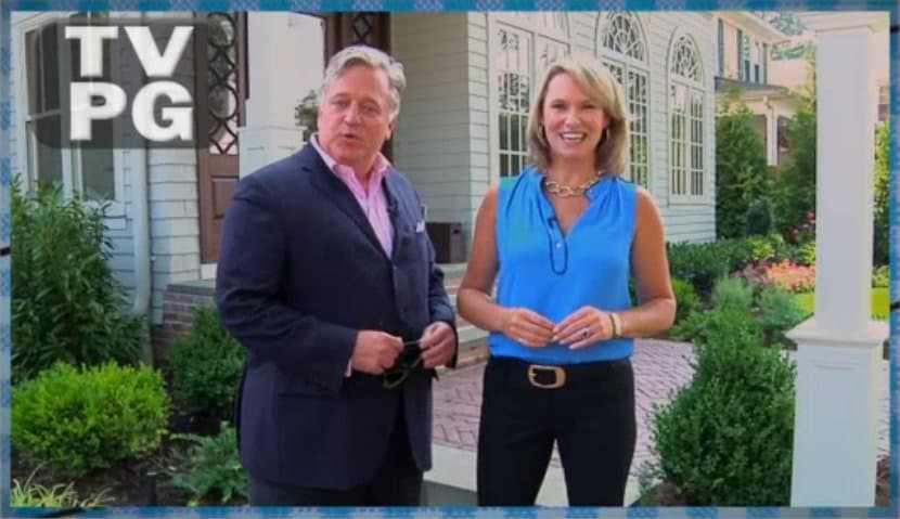 Link to Libby Langdon Daykeover featured Casart Coverings product